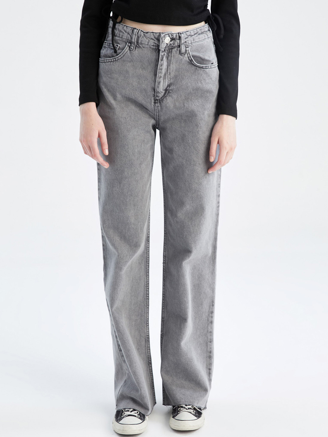 

DeFacto Women Pure Cotton Mid-Rise Trousers, Grey
