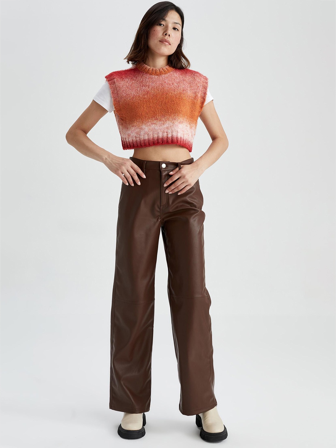 

DeFacto Women Mid-Rise Parallel Trousers, Brown