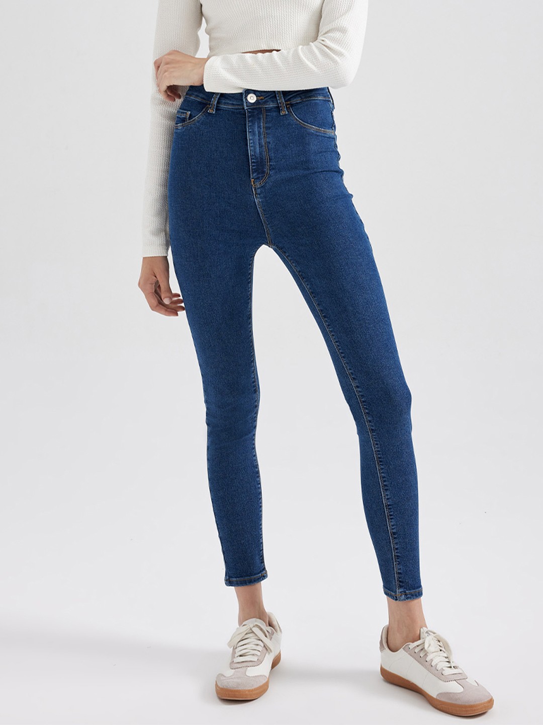 

DeFacto Women Mid Rise Clean Look Cotton Jeans, Navy blue