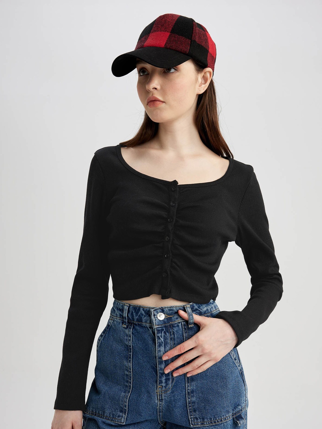 

DeFacto Henley Neck T-shirt, Black