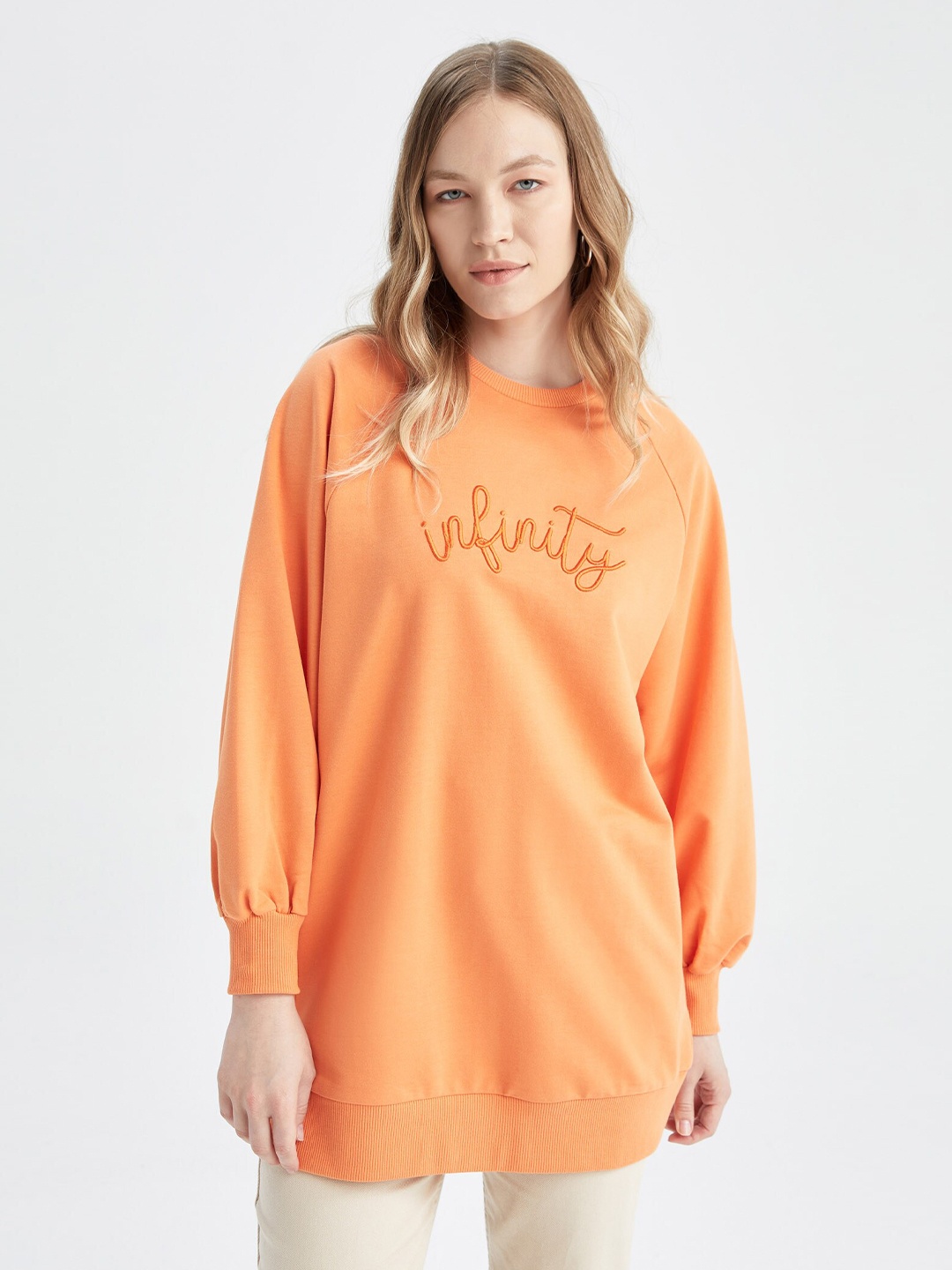 

DeFacto Typography Embroidered Raglan Sleeves Sweatshirt, Orange