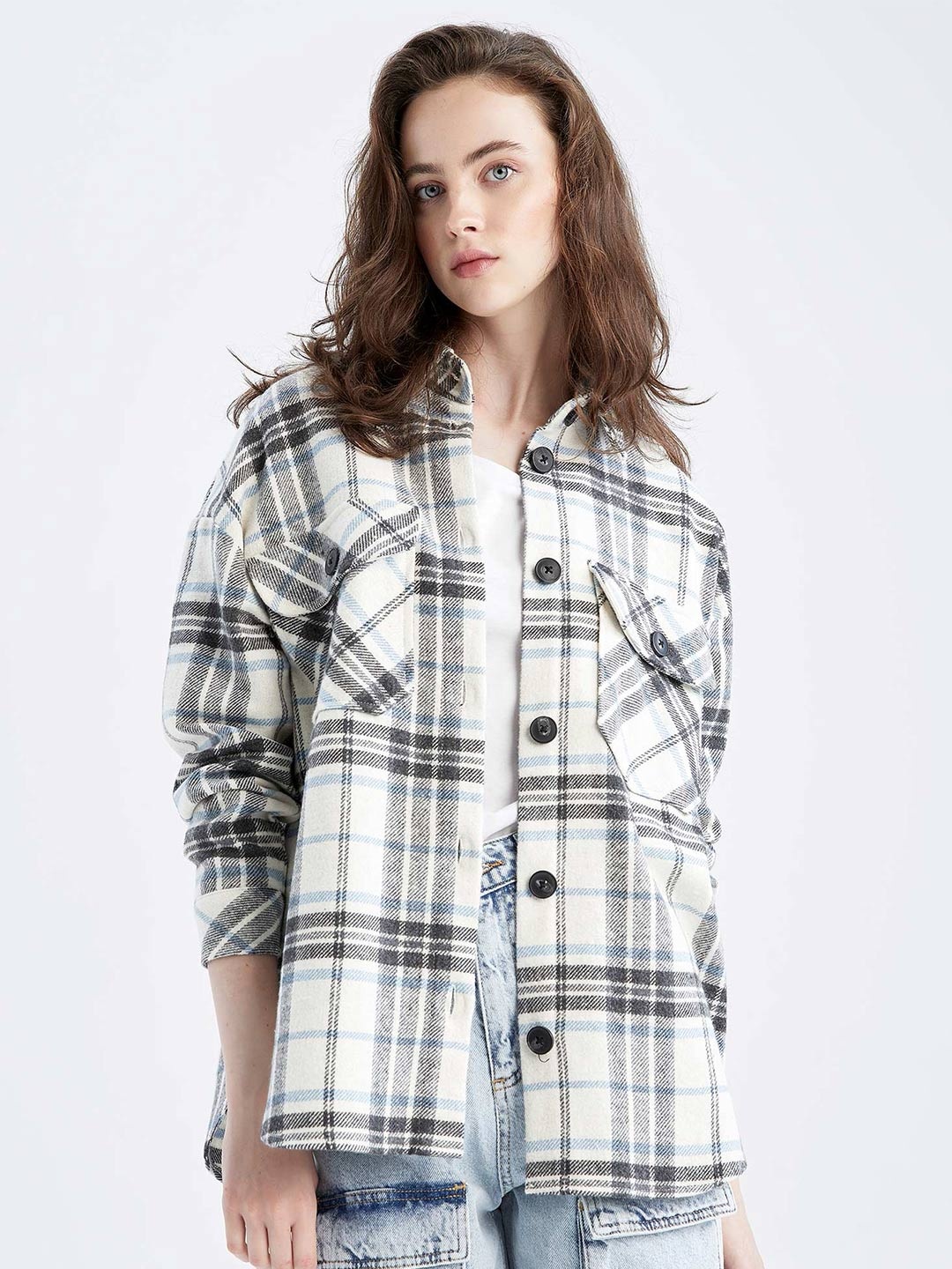

DeFacto Tartan Checked Flap Pocket Spread Collar Casual Shirt, White