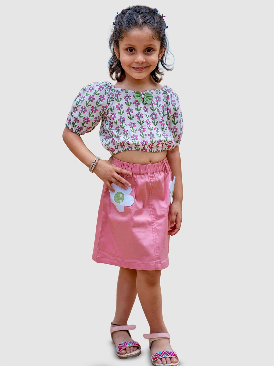 

Little Llama Girls Floral Printed Pure Cotton Top with Skirt, Pink