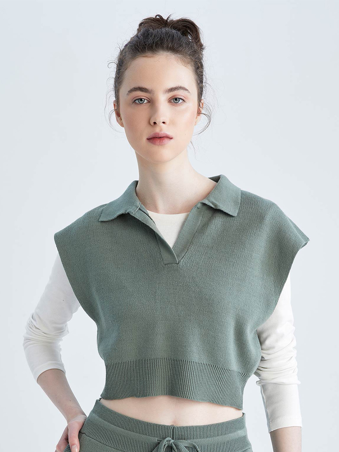 

DeFacto Shawl Collar Acrylic Crop Cardigan Sweaters, Green