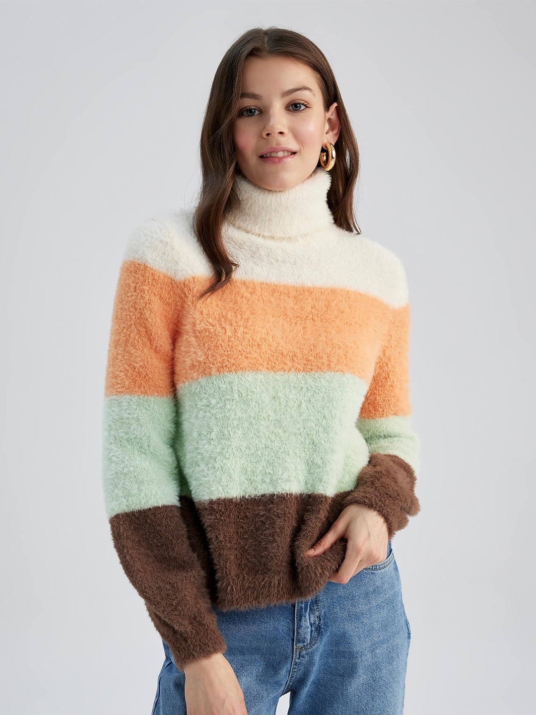 

DeFacto Colourblocked Turtle Neck Pullover with Fuzzy Detail, Orange