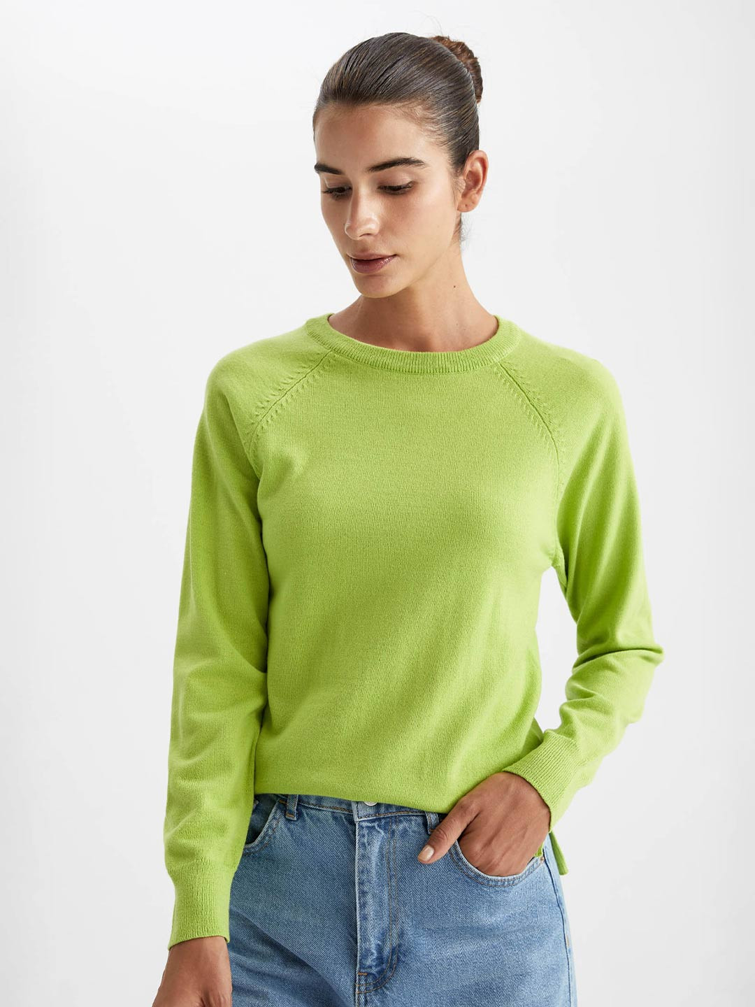 

DeFacto Round Neck Crop Pullover, Green