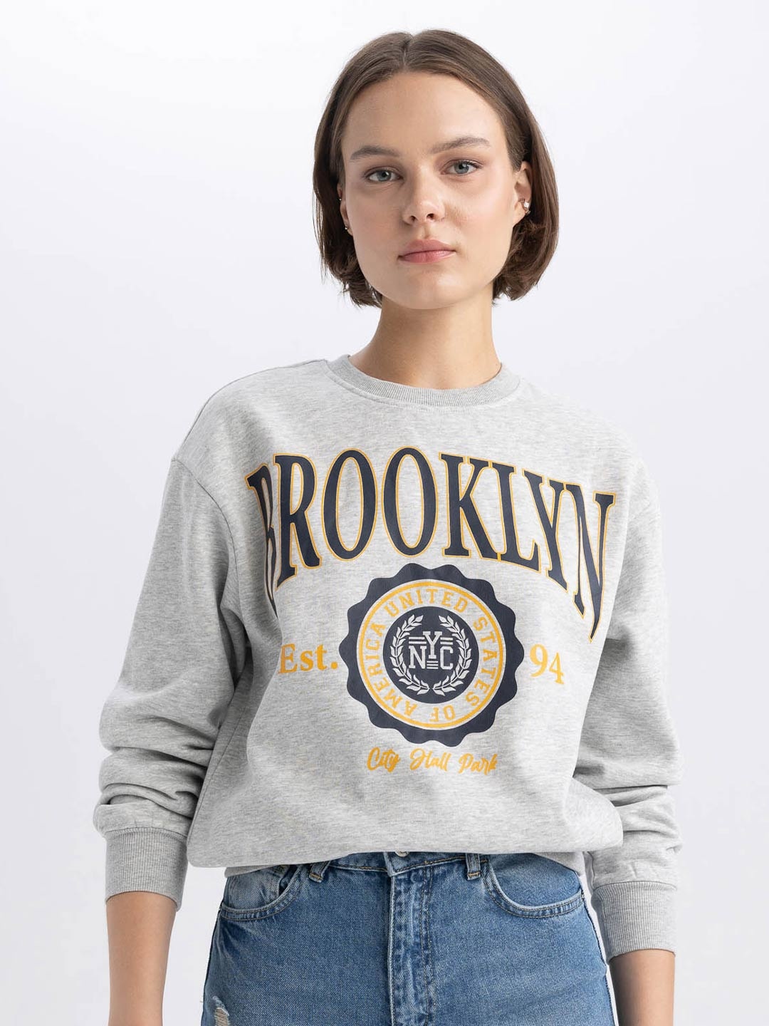 

DeFacto Women Grey Printed Sweatshirt