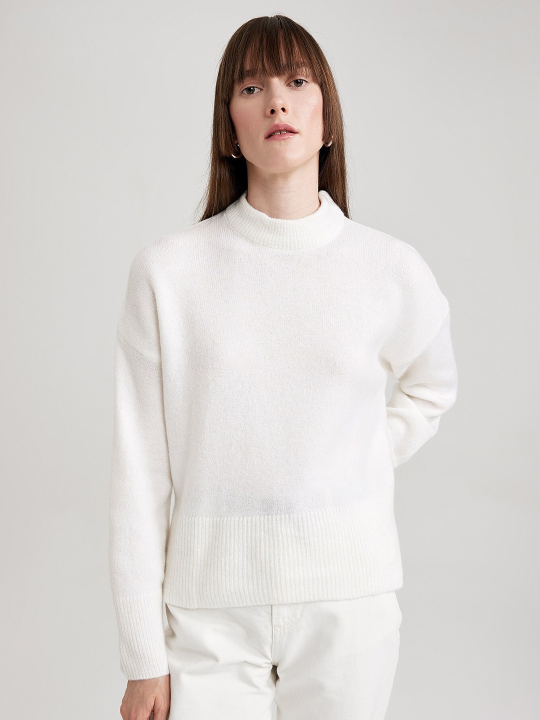 

DeFacto Long Sleeves Pullover, White