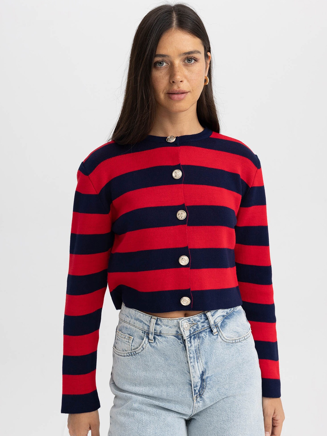 

DeFacto Colourblocked Crop Cardigan, Red