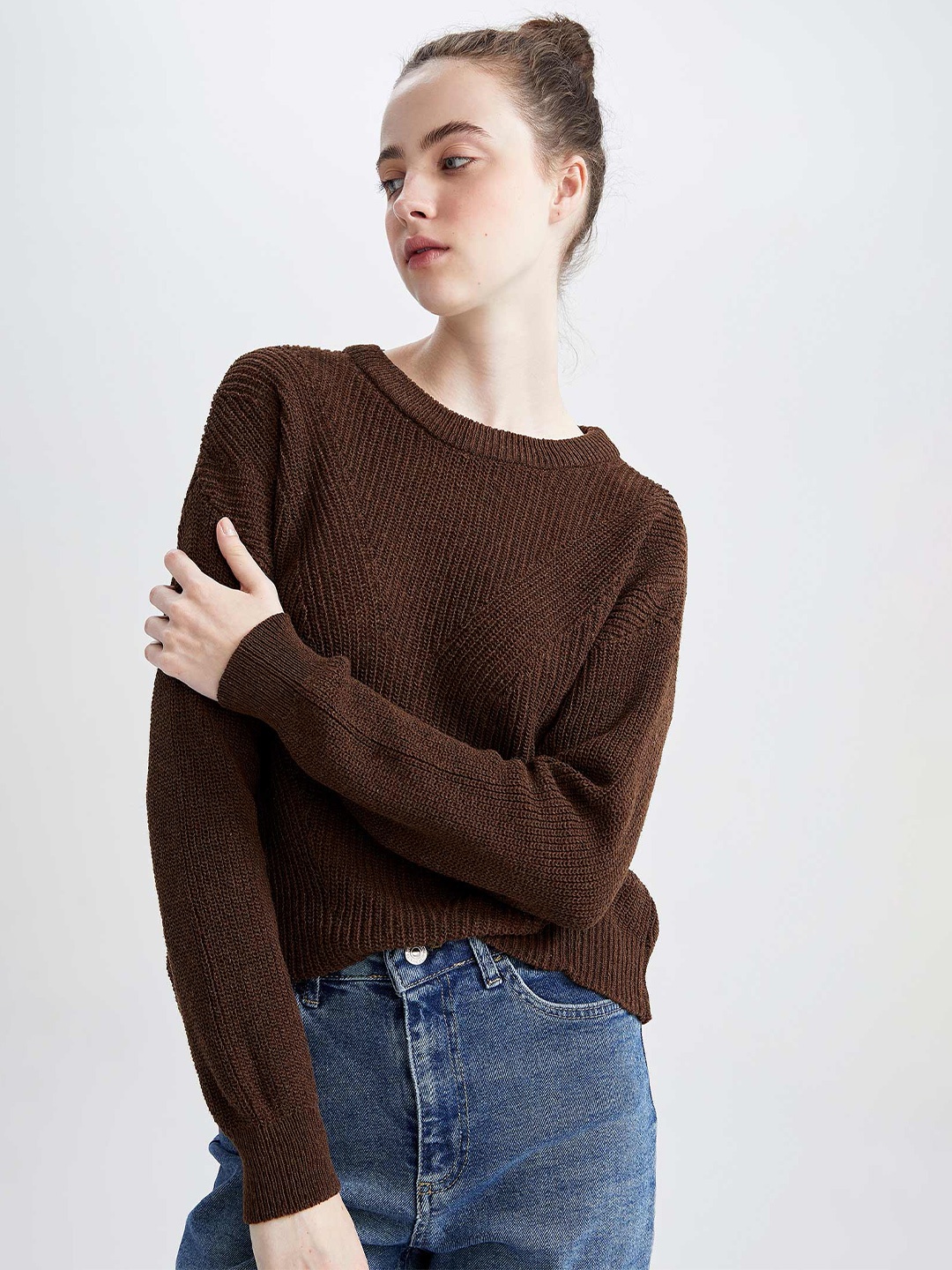 

DeFacto Round Neck Pullover, Brown