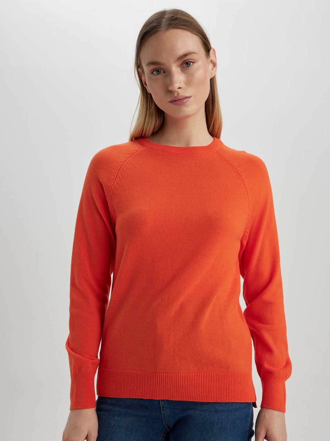 

DeFacto Round Neck Long Sleeves Acrylic Pullover, Orange