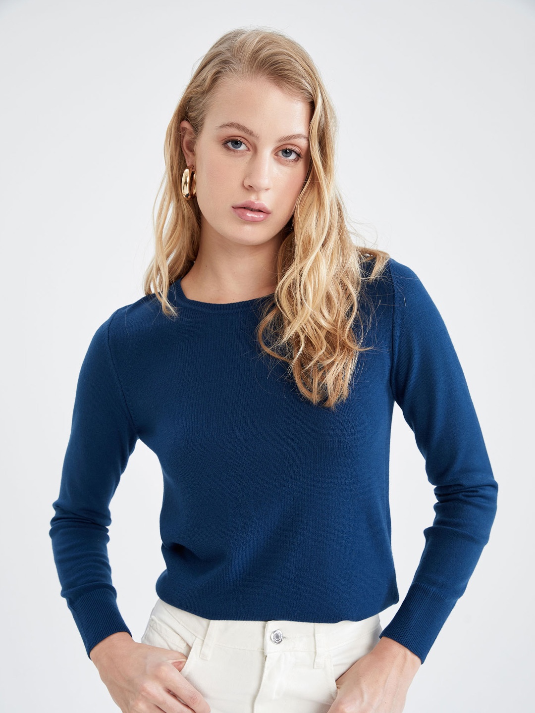 

DeFacto Round Neck Pullover Sweater, Blue