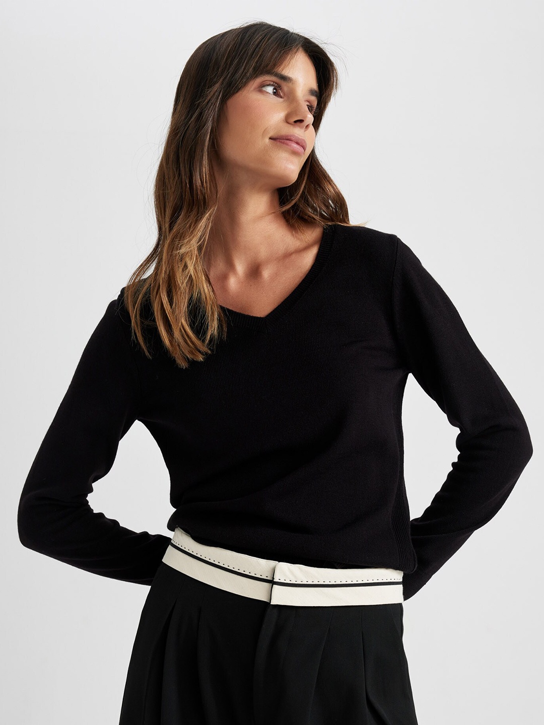 

DeFacto V-neck Pullover Sweater, Black