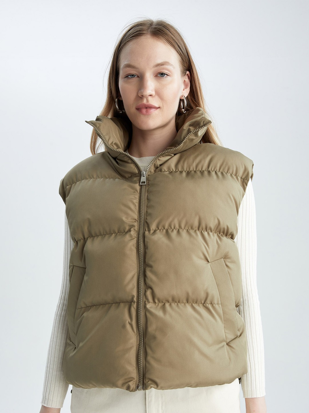 

DeFacto Women Khaki Crop Padded Jacket
