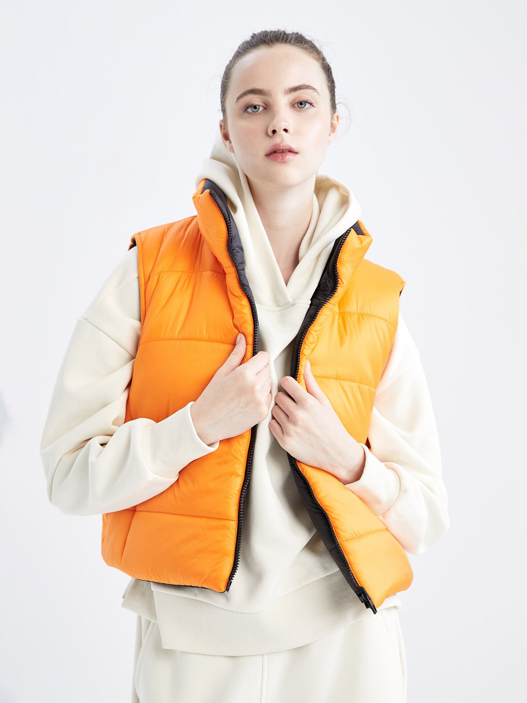

DeFacto Sleeveless Padded Jacket, Orange