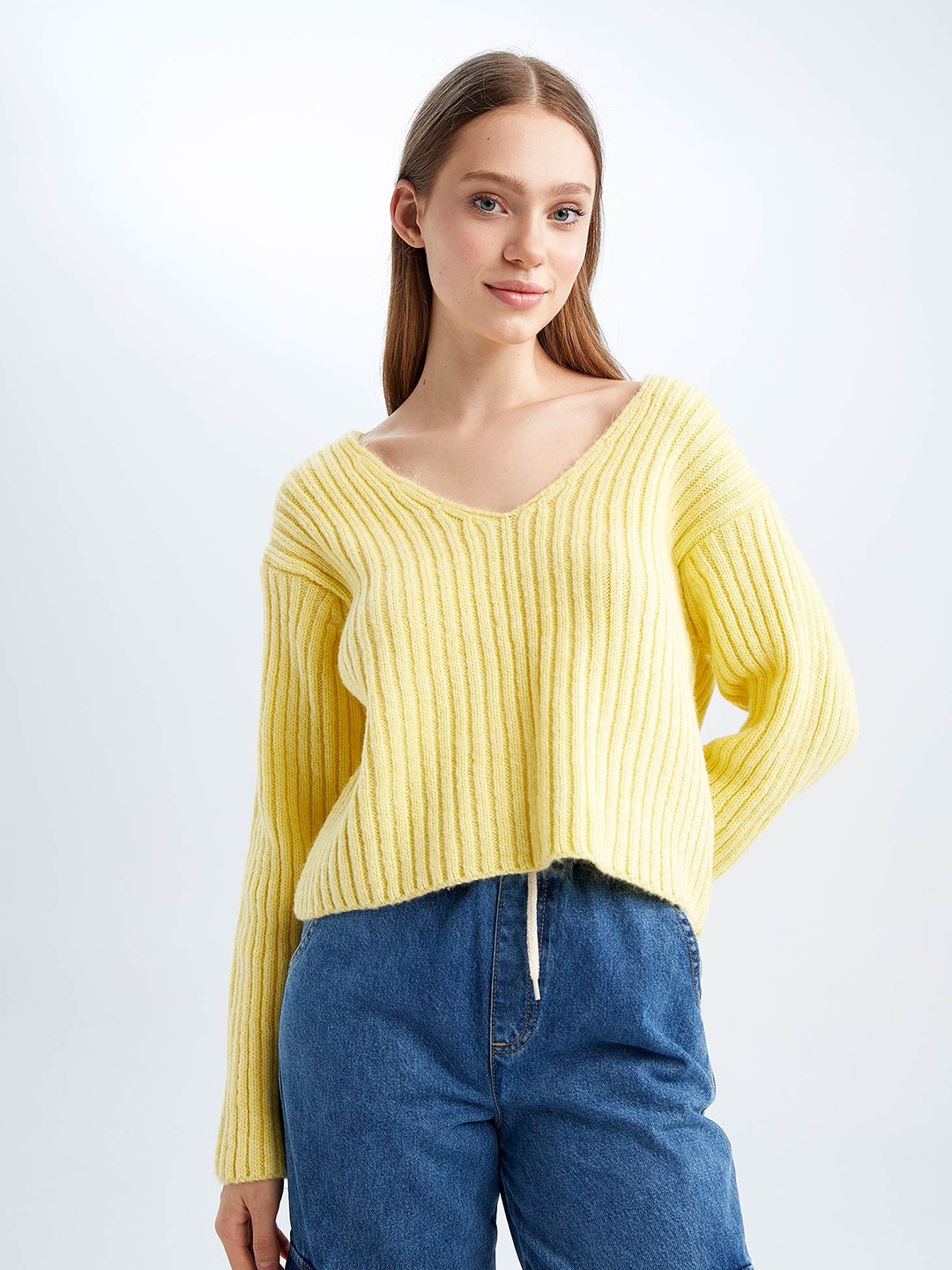 

DeFacto Ribbed V-Neck Acrylic Pullover, Yellow