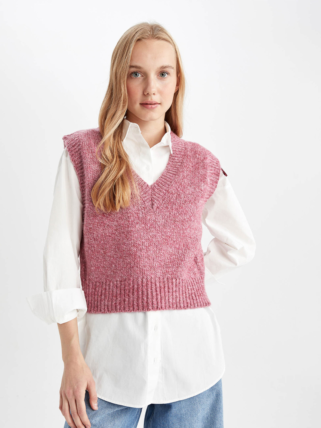 

DeFacto Women Pink Ribbed Crop Sweater Vest