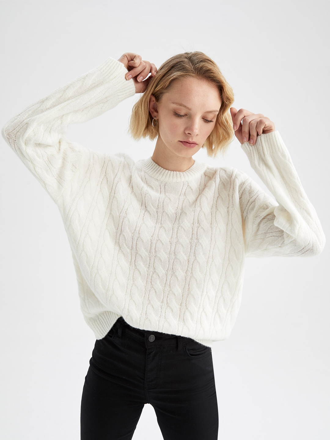 

DeFacto Cable Knit Self Design Pullover Sweater, White