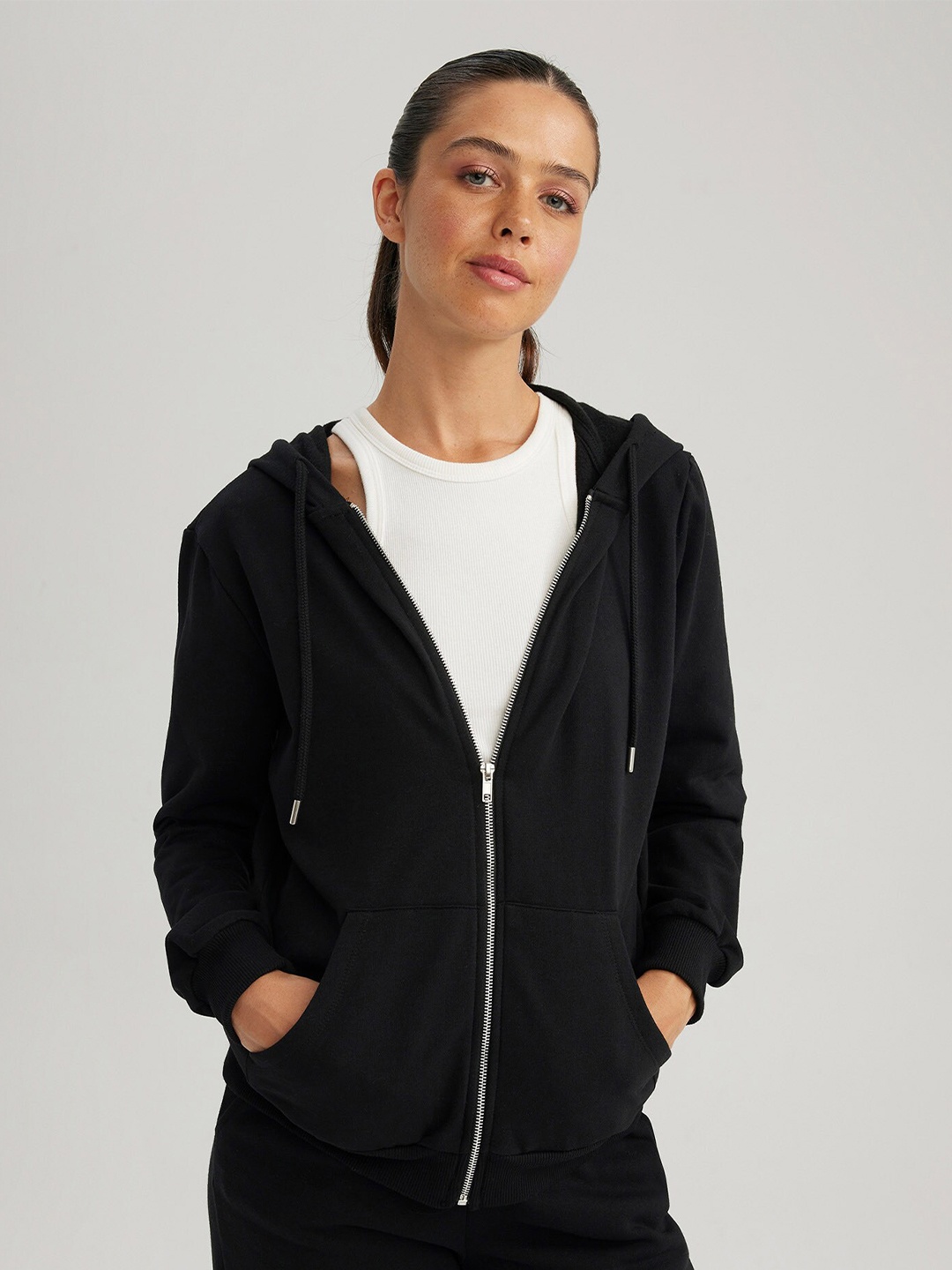 

DeFacto Zipper Hooded Cotton Sweatshirt, Black