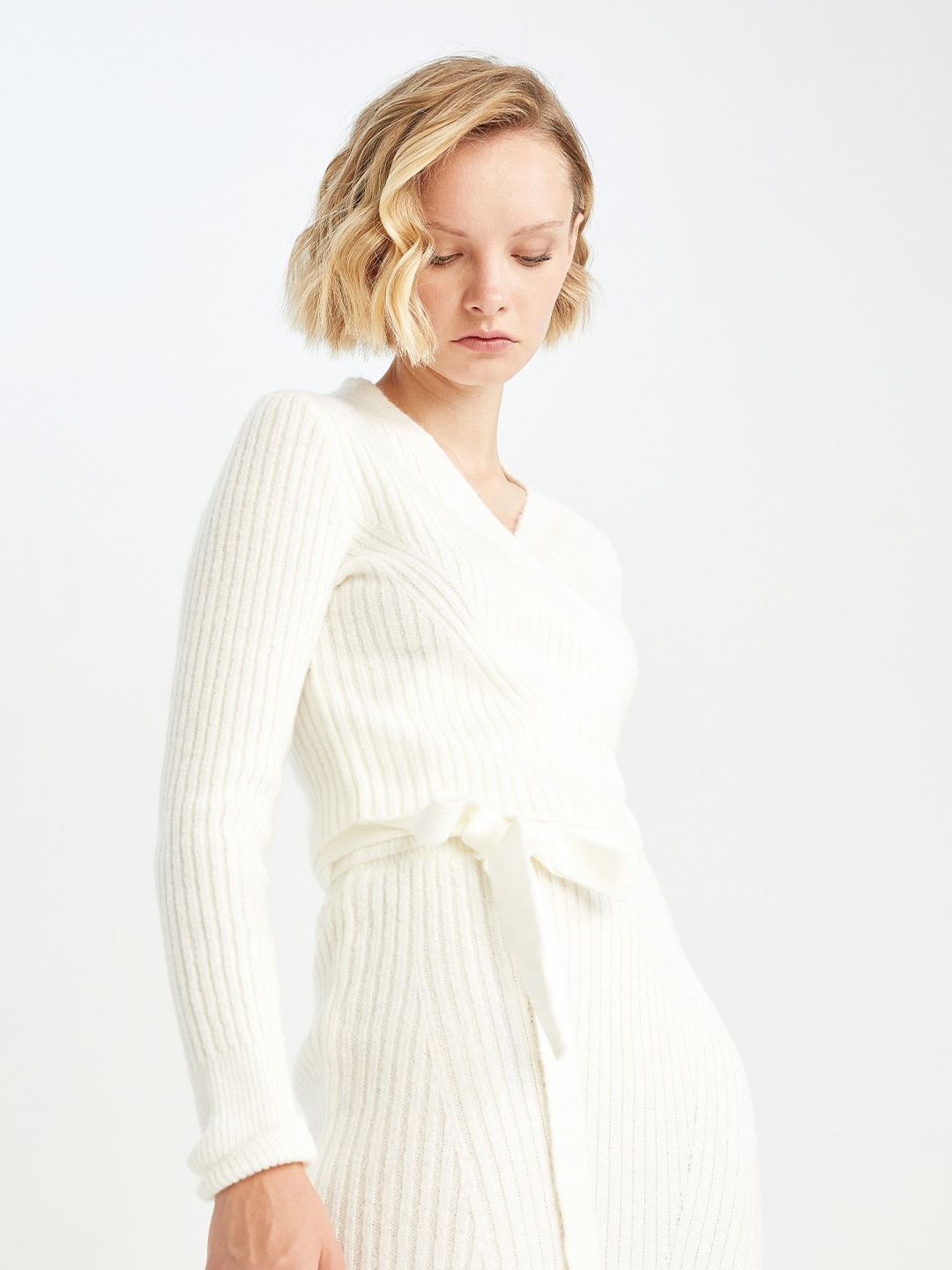 

DeFacto Ribbed Longline Cardigan with Belted Detail, White