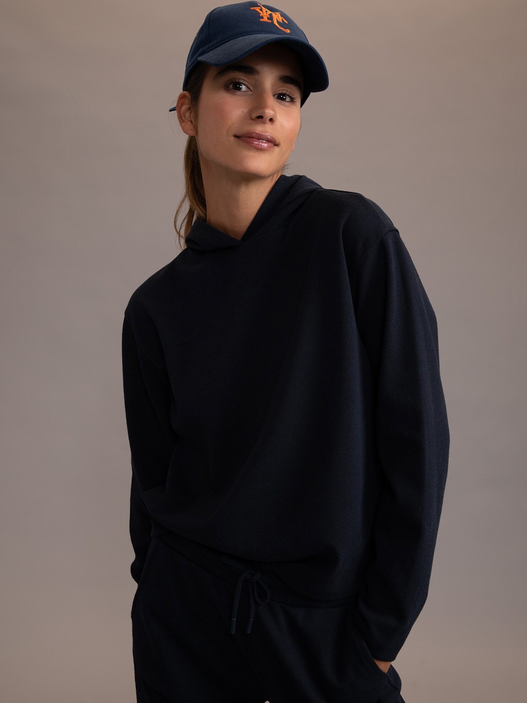 

DeFacto Hooded Long Sleeves Sweatshirt, Navy blue