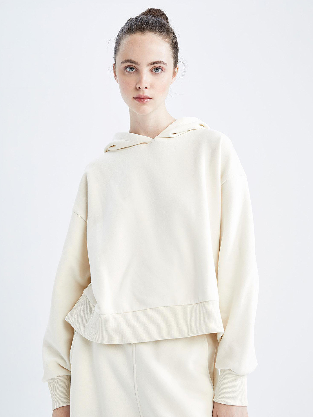 

DeFacto Women Hooded Crop Pullover Sweatshirts, White