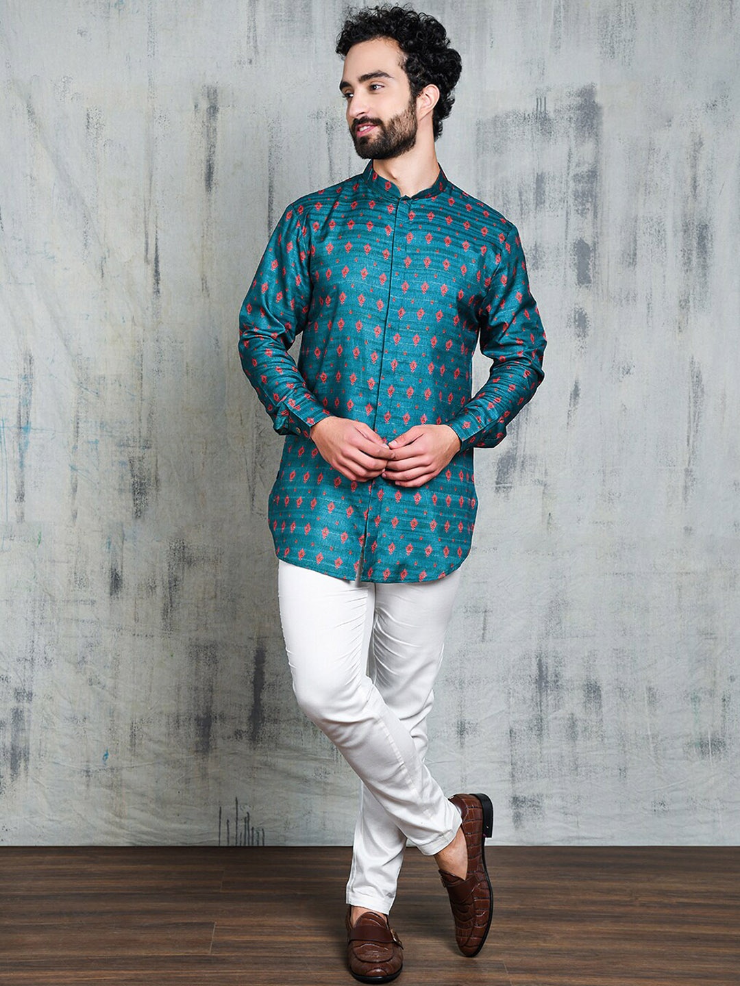 

Be Desi Ethnic Motifs Mandarin Collar Long Sleeve Silk Kurta, Turquoise blue