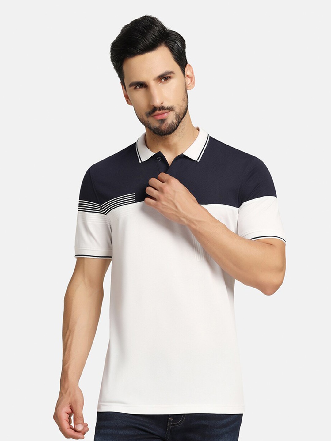 

Blackberrys Colourblocked Polo Collar Cotton Slim Fit T-shirt, Navy blue