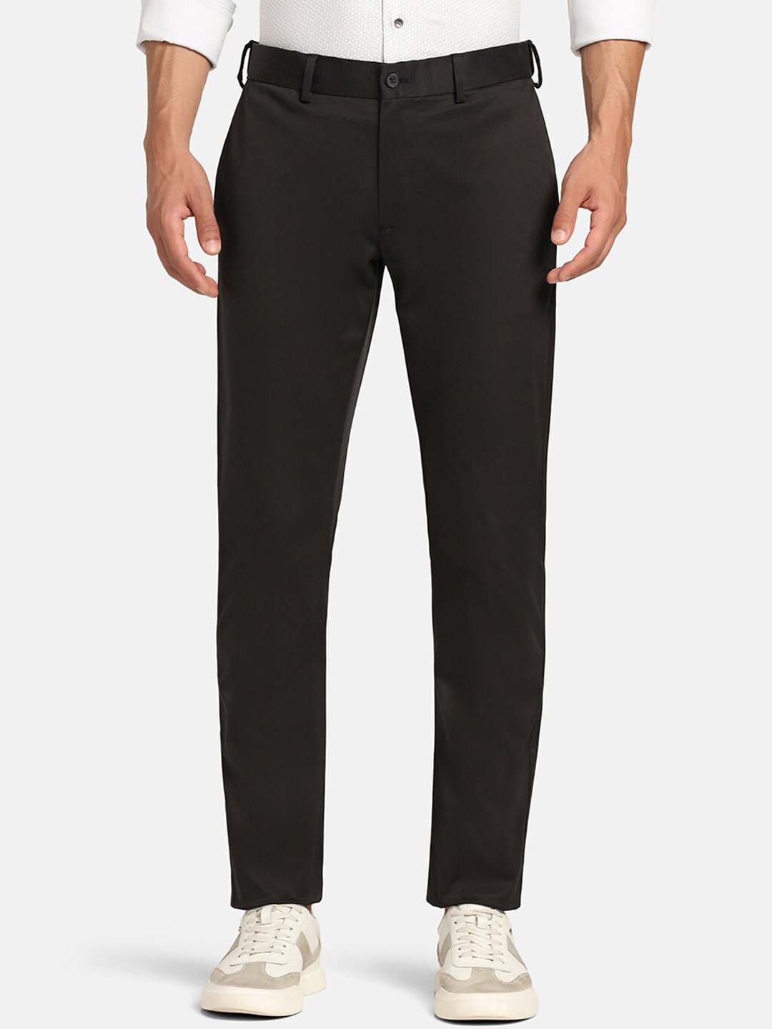 

Blackberrys Men Classic Slim Fit Wrinkle Free Trousers, Black