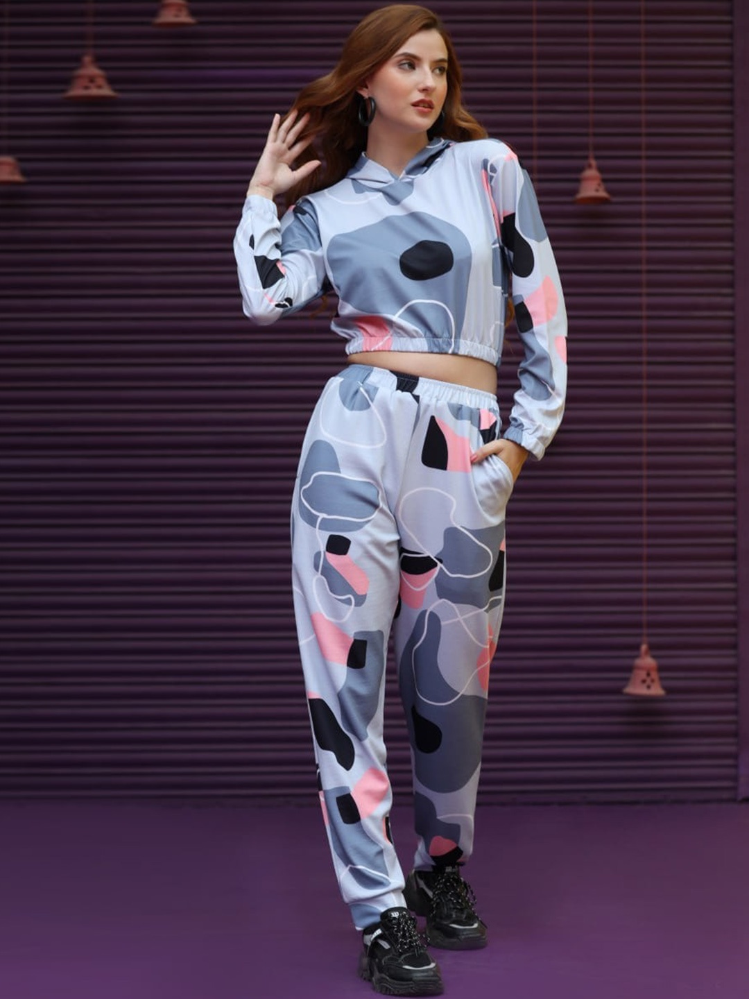 

SIDYAL Hodded Neck Abstract Printed Hoody T-Shirt & Joggers Co-Ords, Grey
