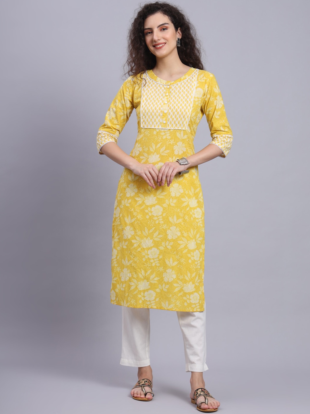 

LARGISH Floral Printed Round Neck Three-quarter Sleeve Cotton Kurta, Yellow