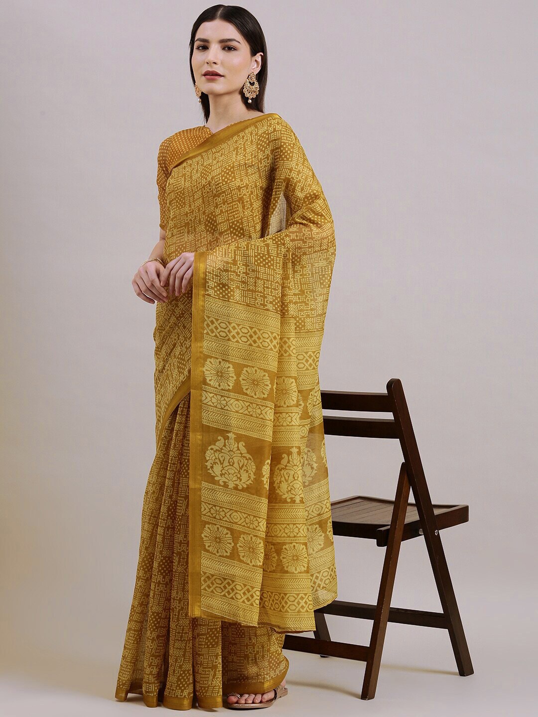 

Shaily Geometric Printed Zari Saree, Mustard
