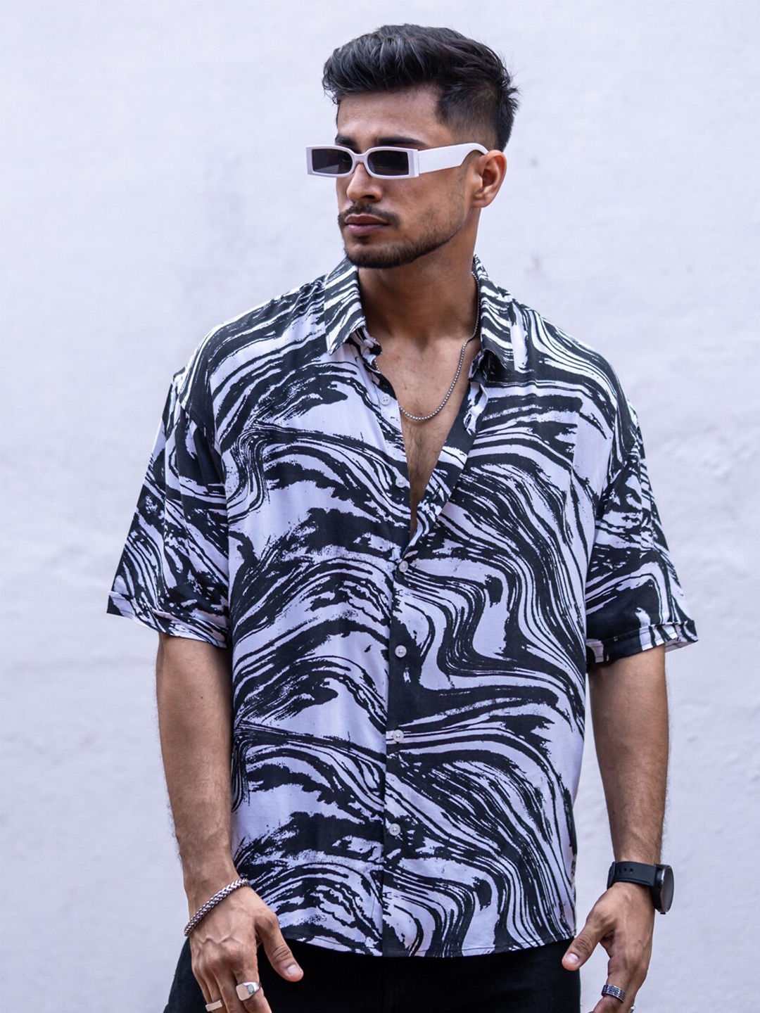 

Powerlook Men Black Abstract Printed Oversize Drop Shoulder India Slim Casual Shirt