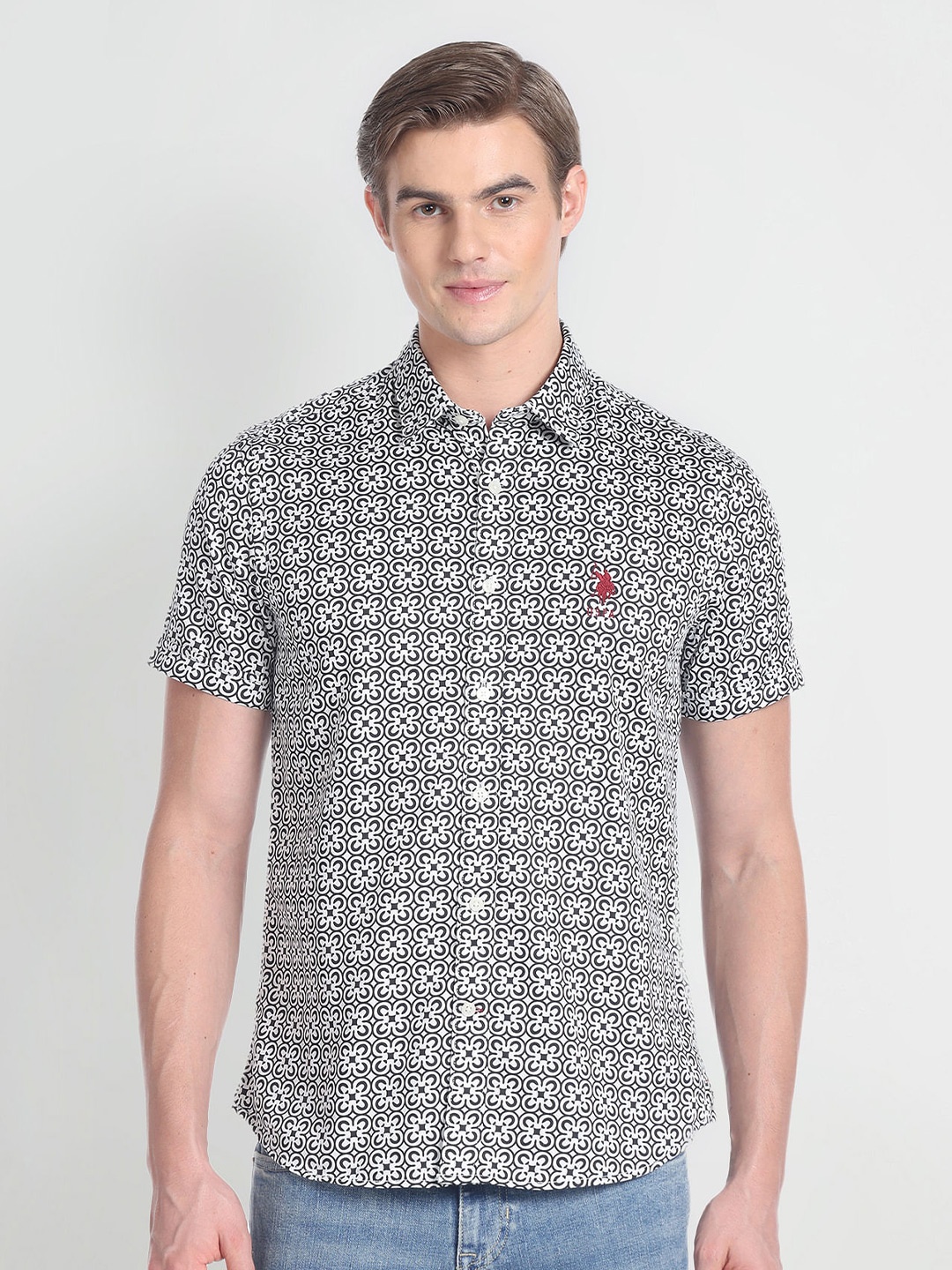 

U.S. Polo Assn. Denim Co. Floral Printed Slim Fit Casual Shirt, White