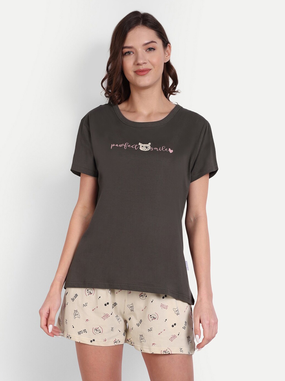 

Bedtime story Round Neck Printed Pure Cotton T-Shirt & Shorts, Brown
