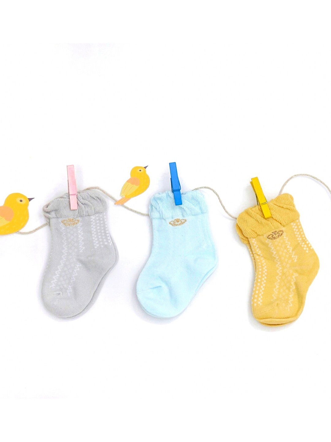 

Yellow Bee Girls Pack Of 3 Printed Cotton Ankle-Length Socks, Blue