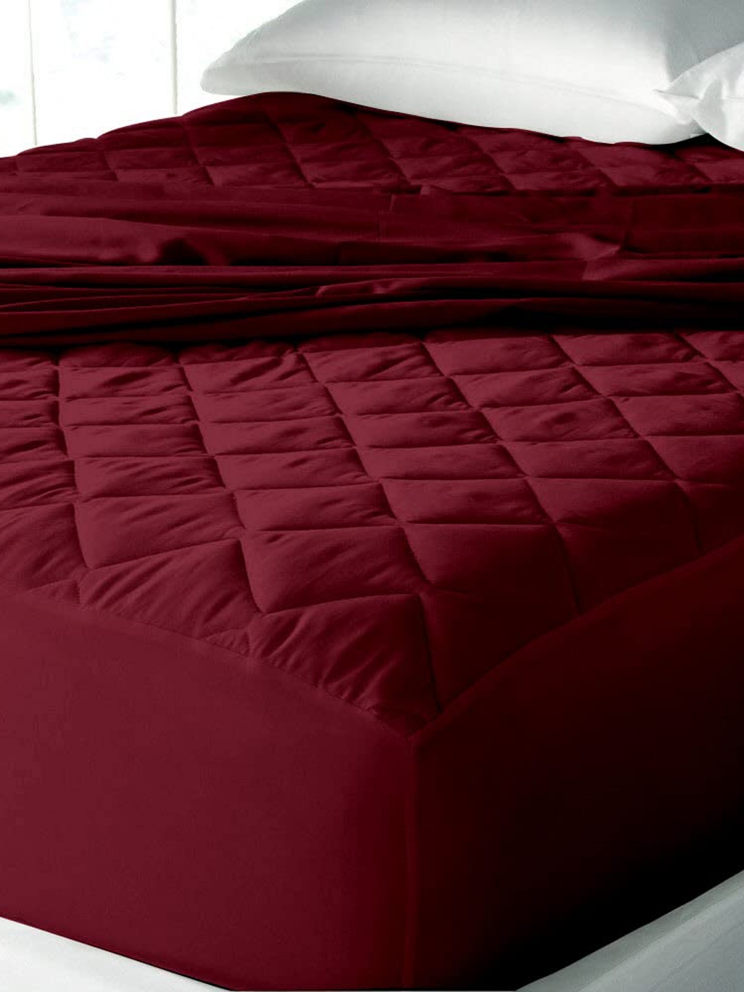 

Adbeni Maroon Quilted 300 GSM Cotton Waterproof Mattress Protector