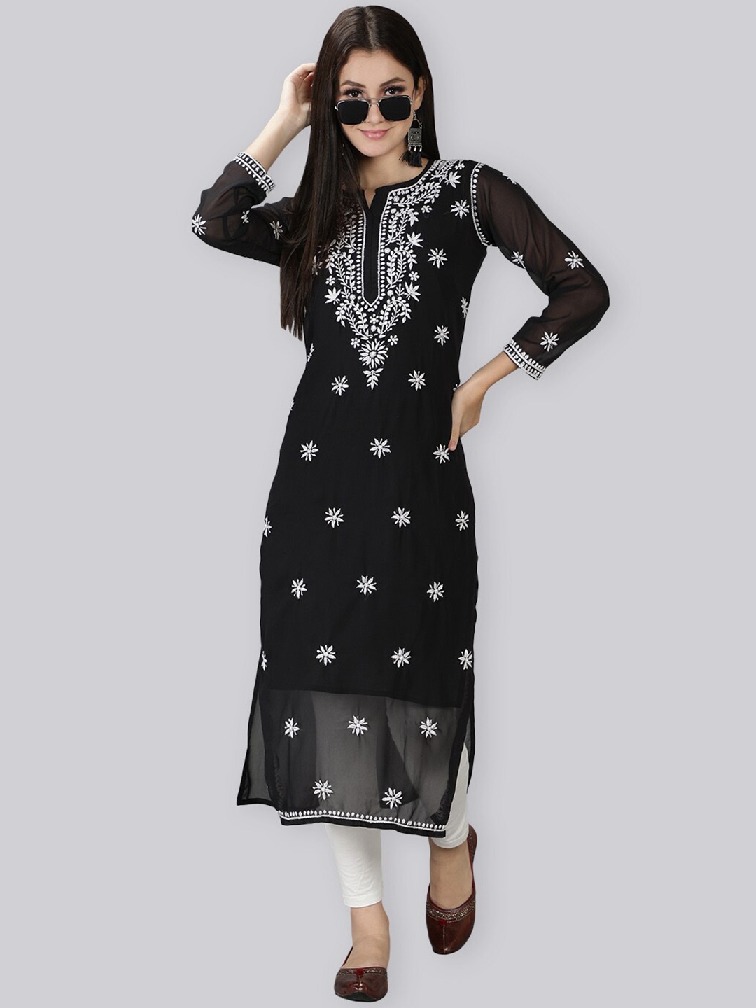

Seva Chikan Floral Embroidered Lucknowi Chikankari Kurta With Inner, Black