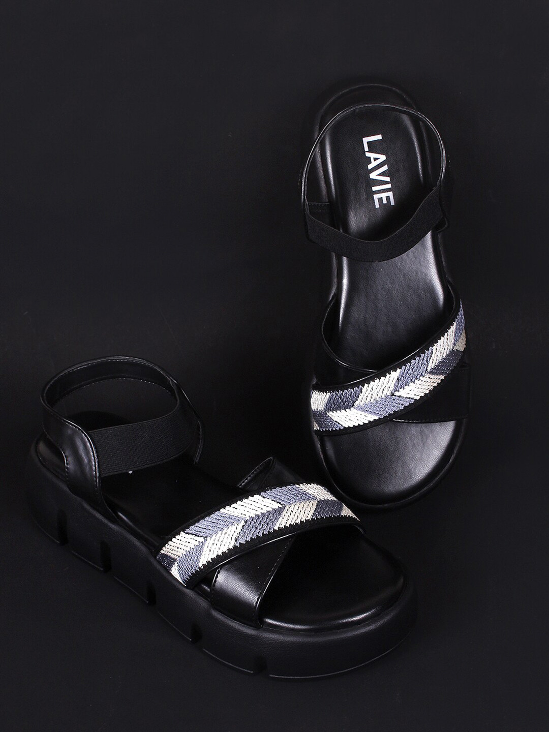 

Lavie Black Flatform Sandals