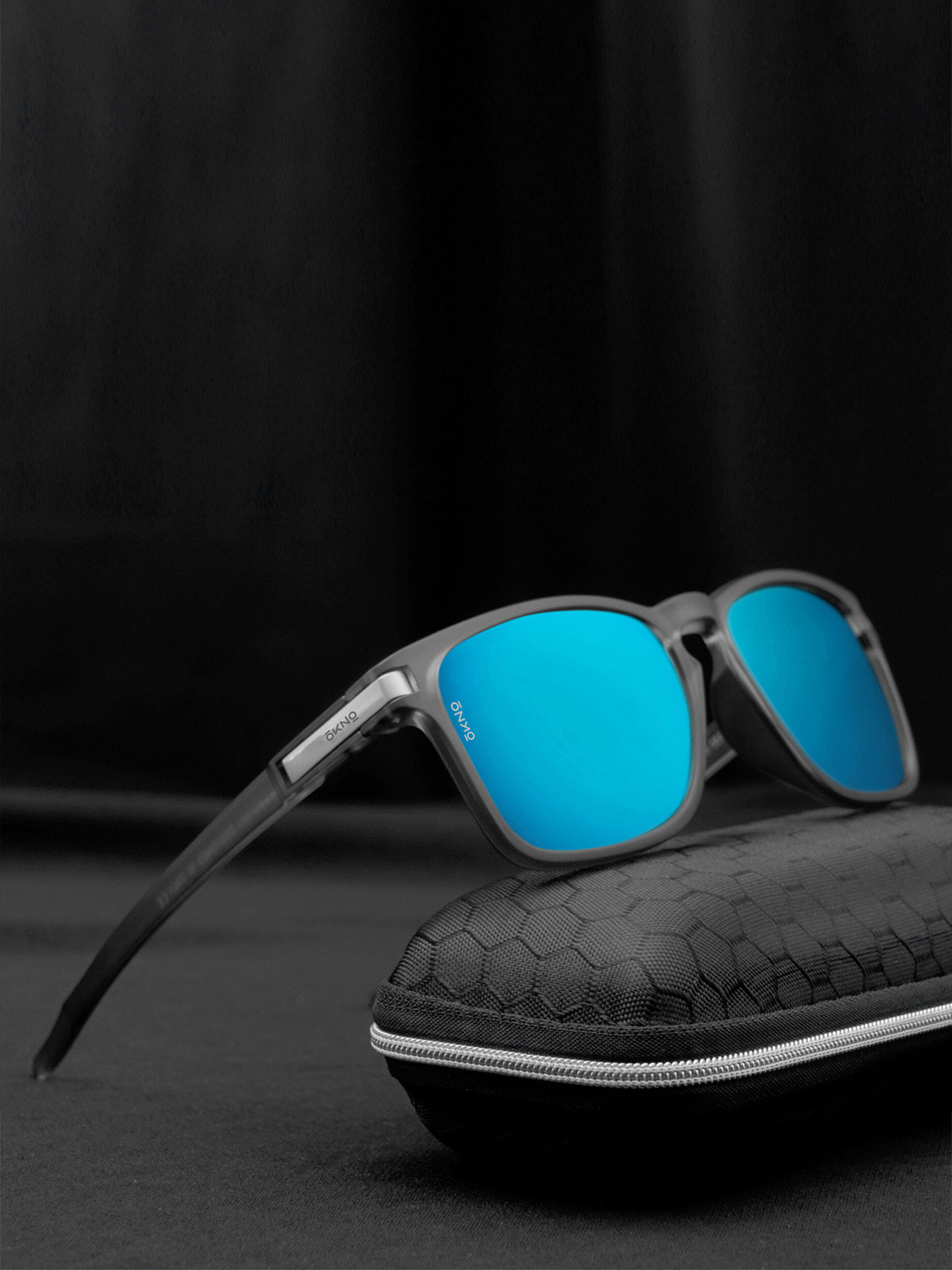 

OKNO Unisex Blue Lens & Black Wayfarer Sunglasses with Polarised Lens