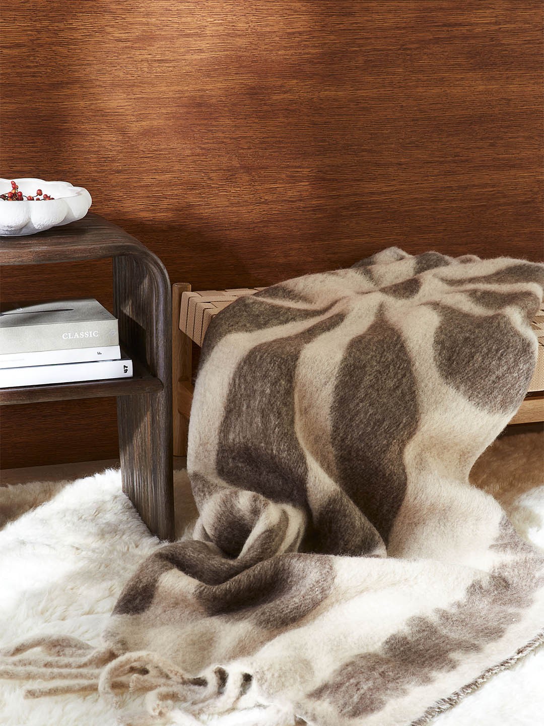 

H&M Brown & Off-White Floral Blanket