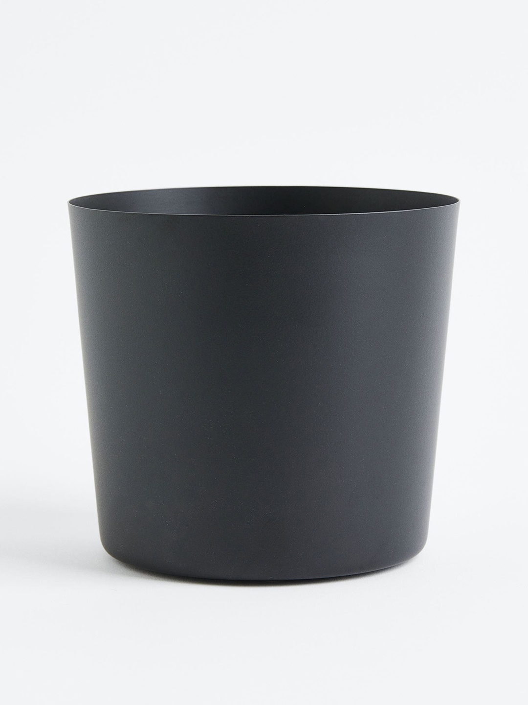 

H&M Black Medium Metal Plant Pot