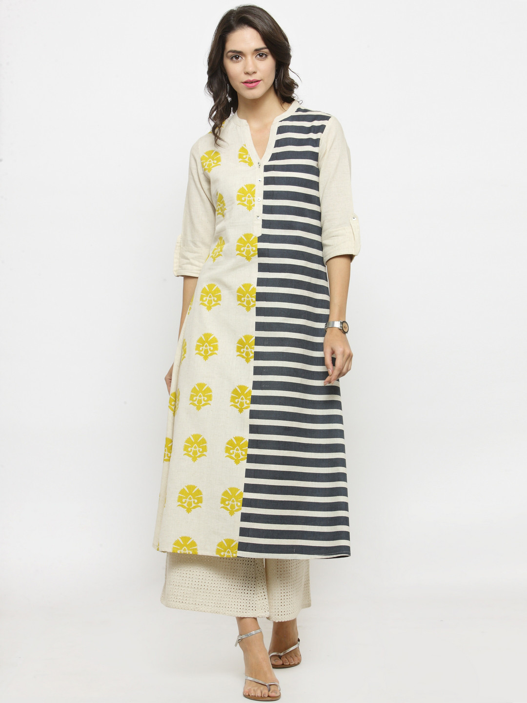 

Varanga Women Off-White Printed A-Line Kurta
