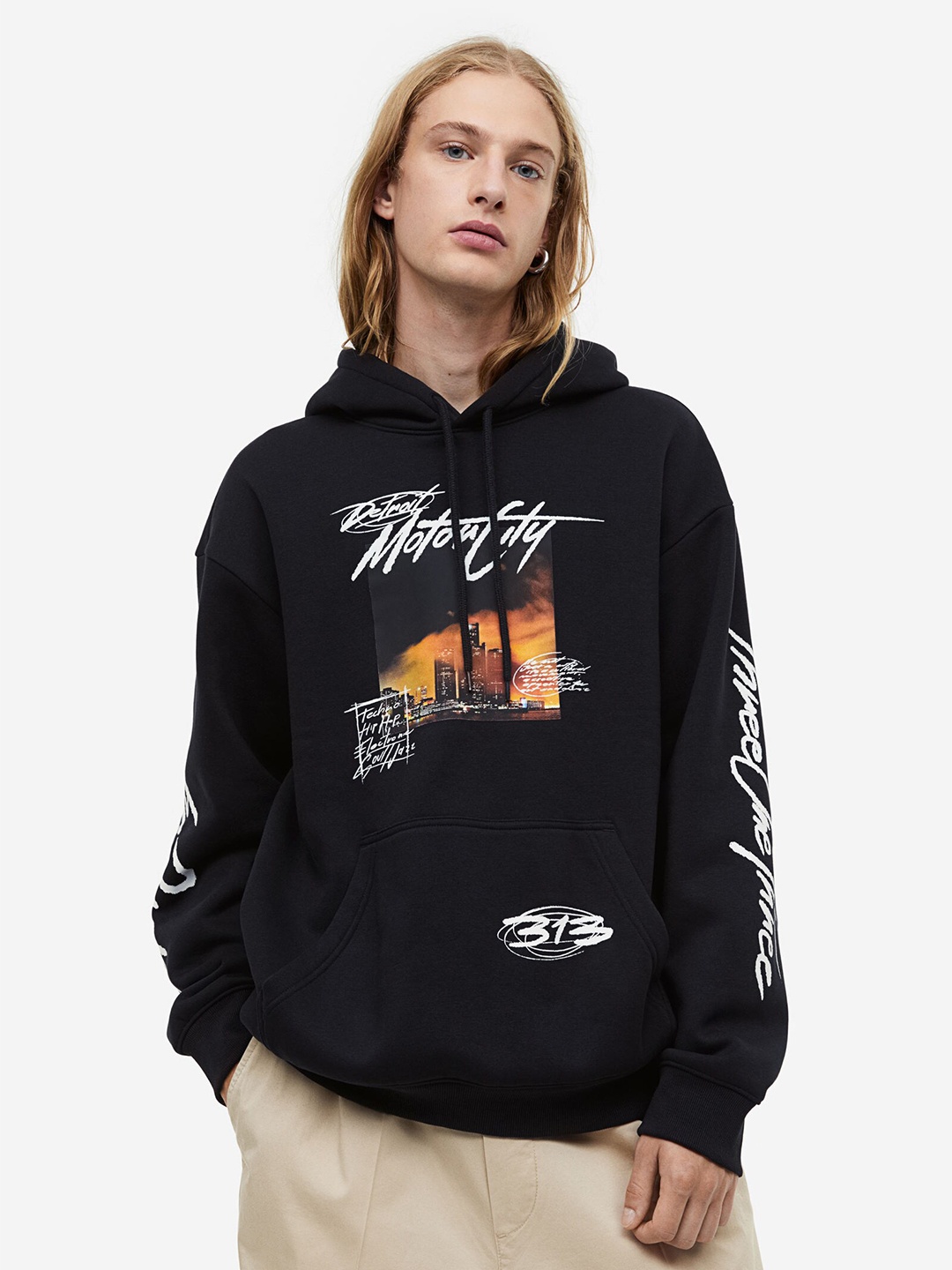 

H&M Relaxed Fit Printed Hoodie, Black