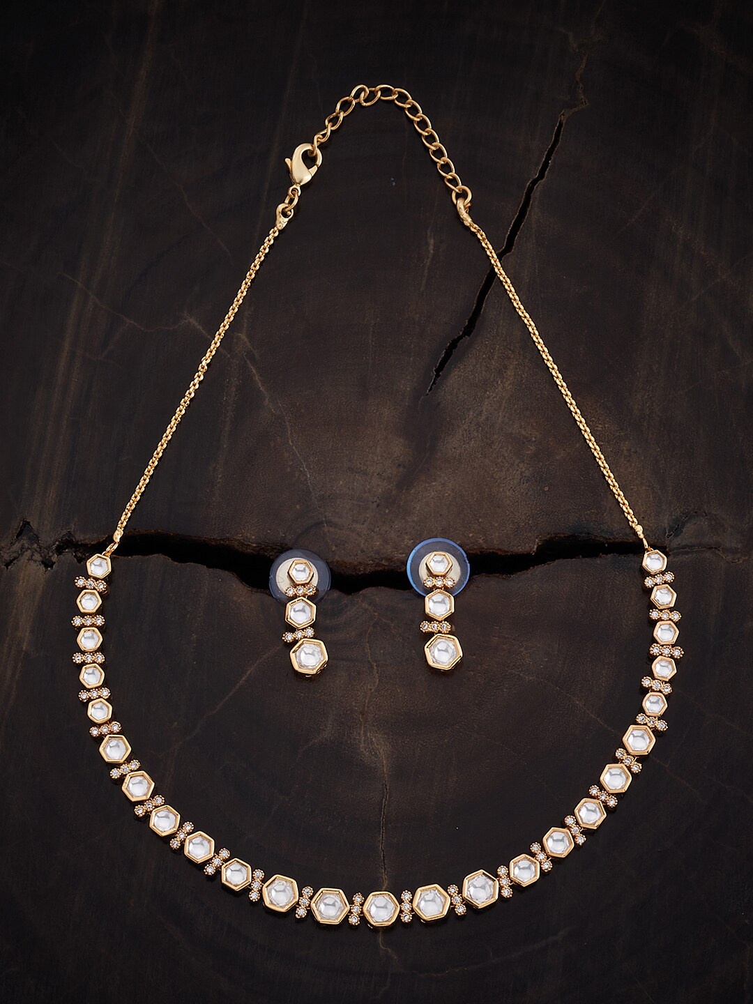 

Kushal's Fashion Jewellery Kundan-studded Jewellery Set, Gold