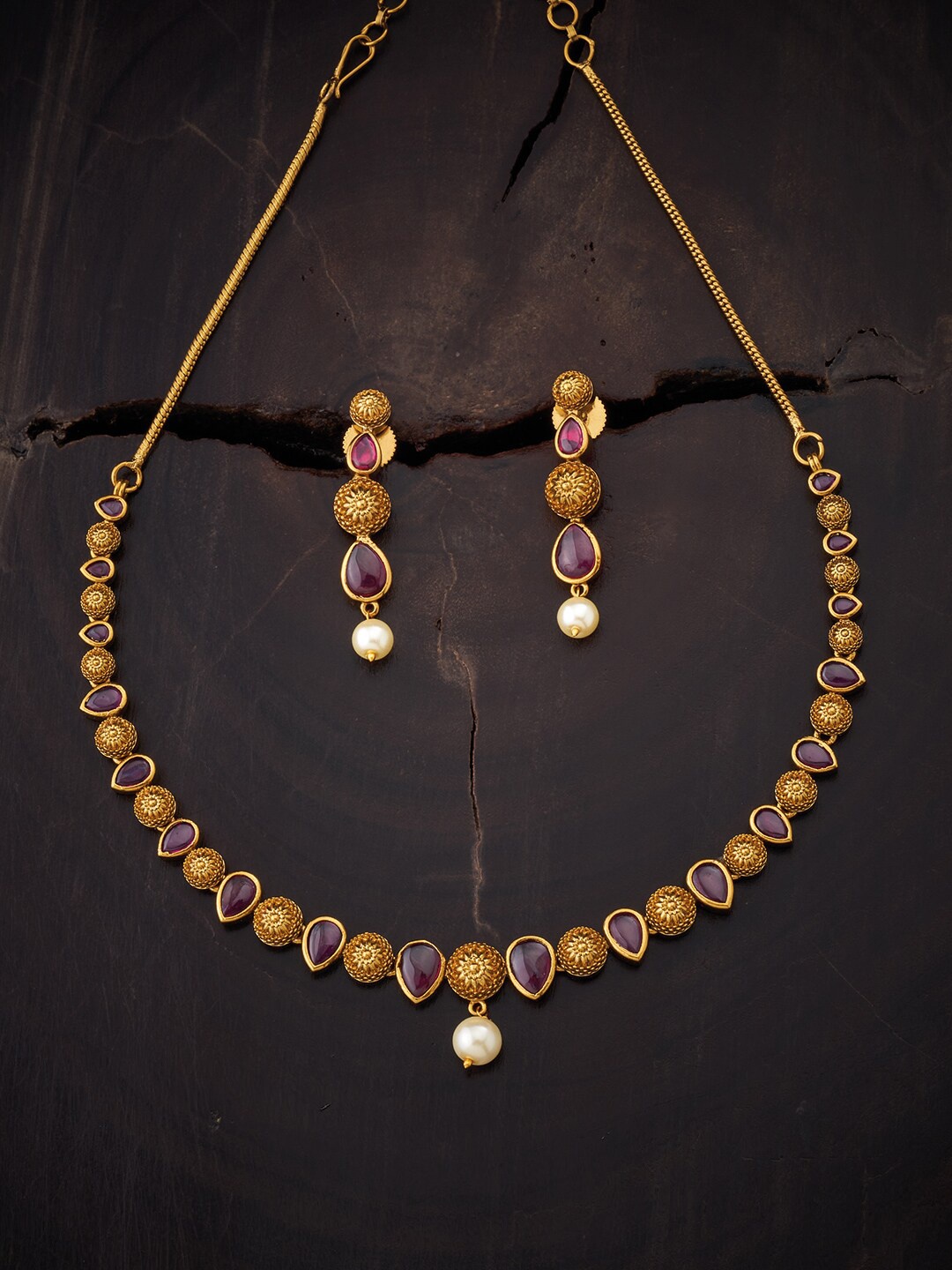 

Kushal's Fashion Jewellery Gold-Plated Stone-Studded Antique Jewellery Set
