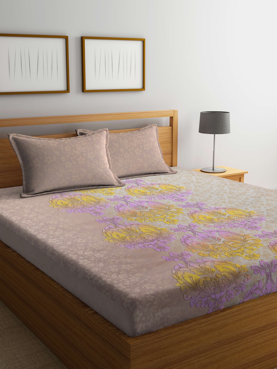 

BOMBAY DYEING Beige & Purple Floral Cotton 210 TC King Bedsheet With 2 Pillow Covers