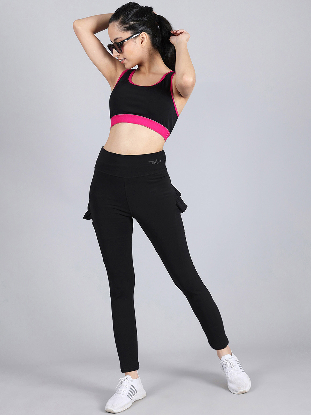 

DChica Moisture-Wicking Racer Back Sports Bra & Ankle-Length Tights, Black