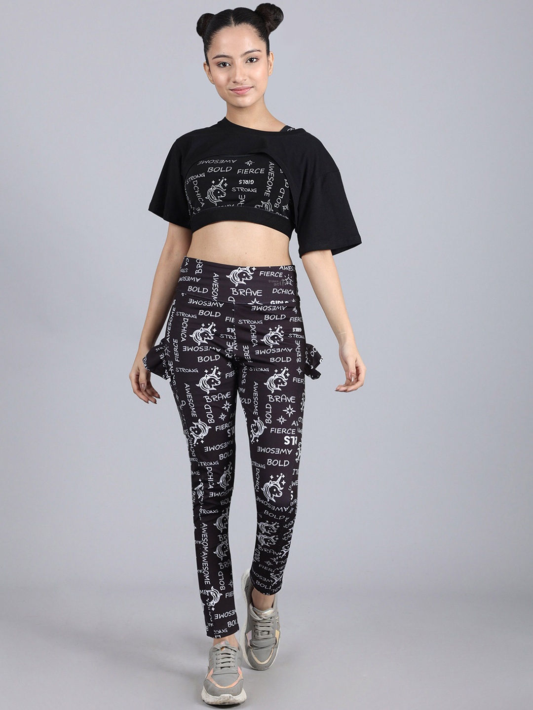 

DChica Printed Bust Cut Crop Top & Ruffled-Back Tights Co-Ords With Sports Bra Tracksuits, Black