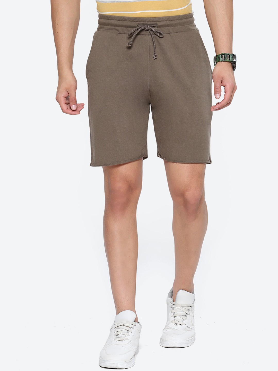 

2Bme Men Mid-Rise Cotton Shorts, Olive